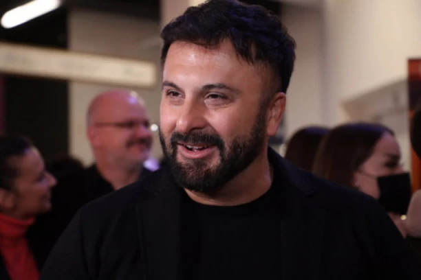 Bata Spasojević sprema neviđeni SPEKTAKL: U Belom dvoru pomeriće sve granice očekivanog! (FOTO)