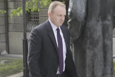 ĐILAS STIGAO U PREDSEDNIŠTVO! (VIDEO)