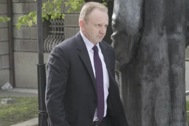 ĐILAS STIGAO U PREDSEDNIŠTVO! (VIDEO)