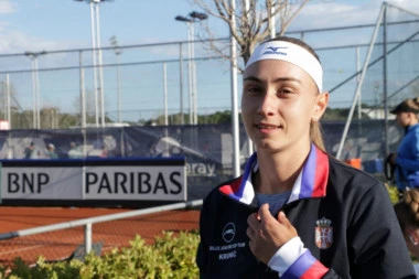 MOŽDA SU PADALI I KLAVIRI: Urnebesna izjava Aleksandre Krunić posle pobede nad Estonijom!