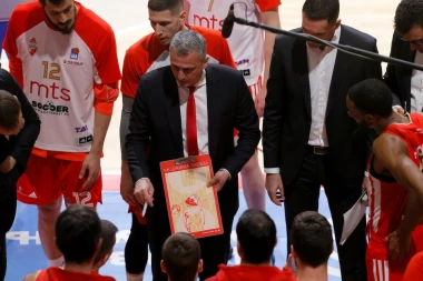 ZNAČAJNO JE ŠTO SMO POBEDILI, ALI MORAMO DA NAPRAVIMO ANALIZU: Trener Radonjić obazriv i pored trijumfa!