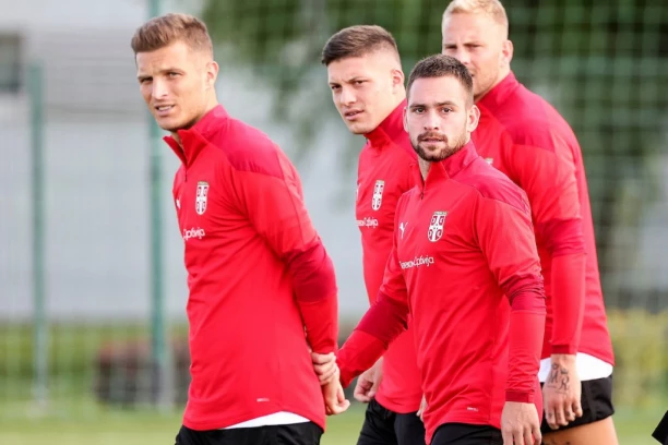 KO ČEKA, TAJ (NE) DOČEKA: Rešio je da uzme stvari u svoje ruke - Srpski reprezentativac sam odlučuje o svojoj sudbini!