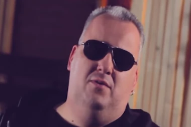 PESMA IZA KOJE SE KRIJE VELIKA TRAGEDIJA: Dejan Matić nikada nije smogao snage da je OTPEVA, RAZLOG RAZARA SRCA NA KOMADE!