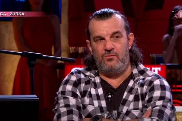 Lukas otkrio kada je imao PRVI INTIMNI ODNOS, a potom je usledilo pitanje o BIVŠIM PARTNERKAMA koje ga je OMELO: MUK U STUDIJU!