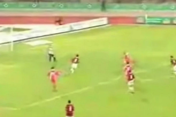 NEVEROVATNA ŽIVOTNA I FUDBALSKA PRIČA: Nije platio hotelski račun, zaboravio je skupoceni Kadilak i na kraju završio kao izbeglica! (VIDEO)