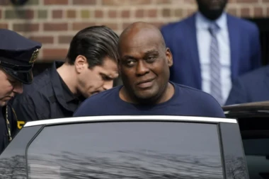 Uhapšen osumnjičeni za BOMBAŠKI NAPAD u metrou u Bruklinu! Ranio više od 20 ljudi!