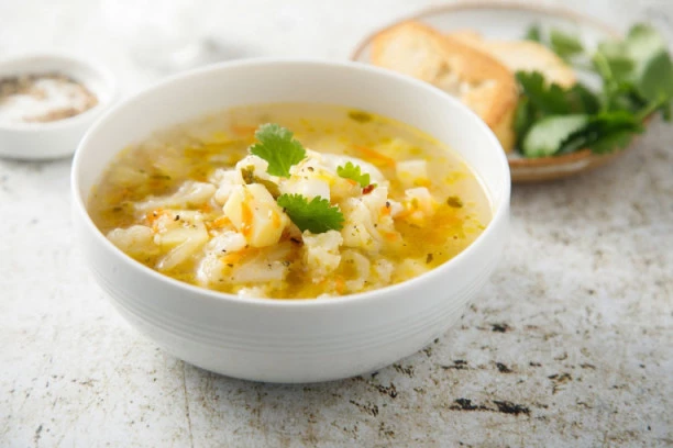 Recept za BOGATU VEGANSKU ČORBU: Zdravo i osvežavajuće jelo za vrele letnje dane!