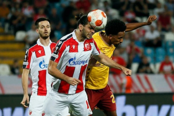 BOMBA! Andrea Pirlo seda na klupu crveno-belih?