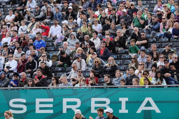 OGROMNI PROBLEMI: Stigla je i zvanična odluka, evo kada će Novak izaći na teren! Da li će tako zaista i biti?