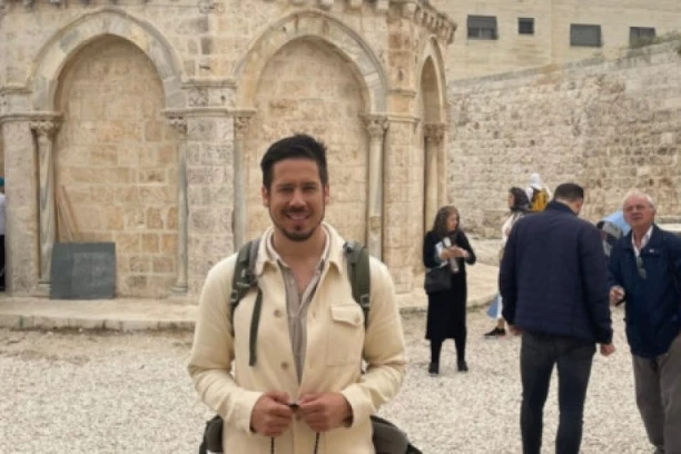 NIKOLA ROKVIĆ ODLAZI U MONAHE: Bojana mu dala BLAGOSLOV, isplivalo SVE, JAVNOST ZANEMELA! (FOTO)