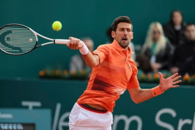 NOVI TRIJUMF POSLE PREOKRETA: Novak Đoković u polufinalu Serbia opena!
