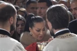 PRAVOSLAVNA HRIŠĆANKA TAČNO U PONOĆ U HRAMU SVETOG SAVE: Ceca Ražnatović na Vaskršnjem pričešću, a ova slika će vas oduševiti! (FOTO)