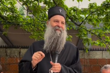 PATRIJARH PORFIRIJE U TUZLI: Bez obzira na teškoće, ljubav čoveka prema čoveku opstala je uz pomoć vere
