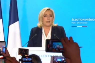 PRVO OBRAĆANJE MARIN LE PEN: Priznala poraz od Makrona!