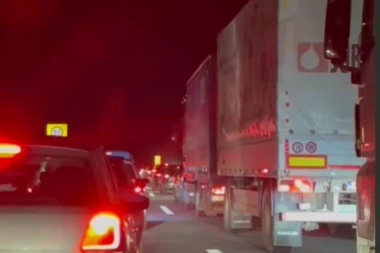 IZBEGAVAJTE OVU DEONICU! Velika gužva u smeru ka Beogradu, Okanović se oglasio