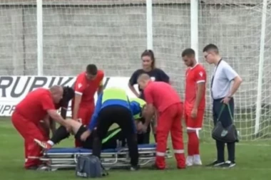 Brat poznatog PEVAČA doživeo STRAVIČNU NESREĆU! Fudbaler pao kao POKOŠEN, hitno završio u OPERACIONOJ sali, ali je bilo već KASNO!