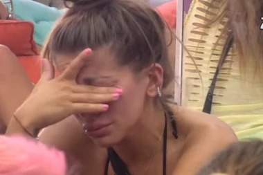 UČESNIK RIJALITIJA NAĐEN MRTAV U GARDEROBERU: KRV svuda okolo, Dalila VRISNULA, pa OTKRILA STRAVIČNU ISTINU koja se krije iza TRAGEDIJE! (VIDEO)