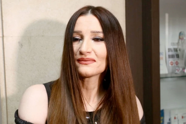 "POVREDILA SAM JE" Miri Škorić umrla rođena SESTRA, a ovako je pričala o njoj pre SMRTI: Dugo je patila nakon što joj je NANELA BOL