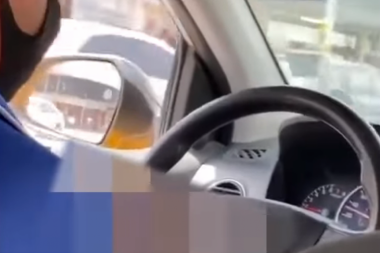 JAVNOST ZGROŽENA! Devojka zvala taksi preko aplikacije, ono šta vozač radi je bilo ODVRATNO! (VIDEO)