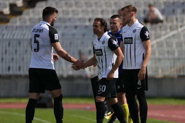 IPAK ODLAZI? Partizan PRODAJE svoju veliku uzdanicu!