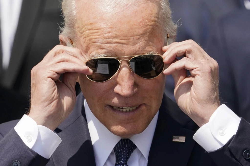 BAJDENE, GDE SU MILIONI?! Bombastično otkriće o američkom predsedniku uzdrmalo planetu, ovo može da znači samo jedno - dilovi s Kinom!