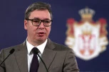 VUČIĆ ZABRINUO SRBIJU! Predsednik ukazao na problem sa desnim okom, IPAK JEDAN DOGAĐAJ NIJE MOGAO DA PROPUSTI!