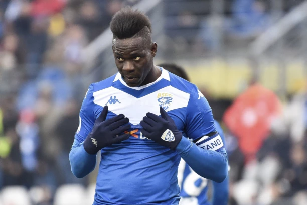 PROPAO KAO ŽETON: Mario Baloteli stiže u KOMŠILUK, trener će mu biti SKANDAL MAJSTOR!