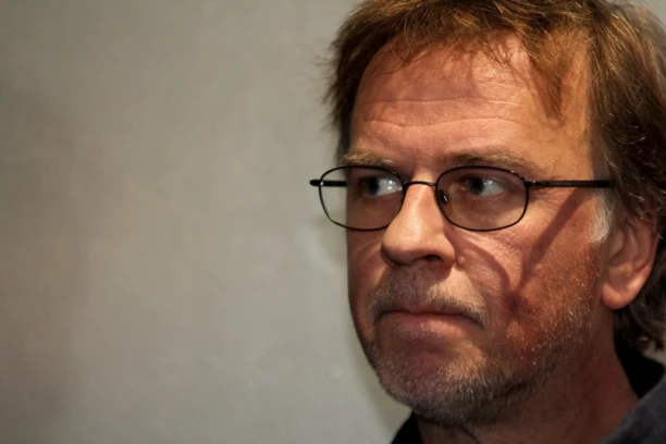 BURAN LJUBAVNI ŽIVOT ŽARKA LAUŠEVIĆA: Prvu suprugu ostavio je zbog talentovane ANITE, jedan sudbinski susret sve je promenio - one su ukrale njegovo srce (FOTO)