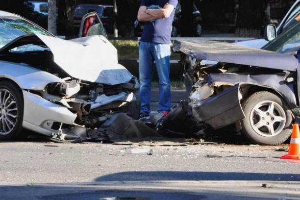 CRNI DAN ZA SRBIJU: Još jedan sudar kod Loznice, četvoro povređenih!