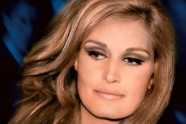 Tragedija najlepše žene sveta! Prokletu Dalidu OBOŽAVALI su svi, a ona se nakon borbe sa DEPRESIJOM UBILA: Život je NEPODNOŠLJIV, oprostite mi!