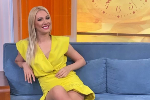 Priznanje Bojane Ristivojević ŠOKIRALO javnost: Voditeljka priznala da je tokom TRUDNOĆE doživela LJUBAVNU DRAMU, ovo je dugo krila od svih! (FOTO)