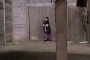 Miljana TRUDNA BEŽI iz Zadruge! Kulićeva RAZVALJUJE vrata nakon što je saznala da je u DRUGOM STANJU! (VIDEO)