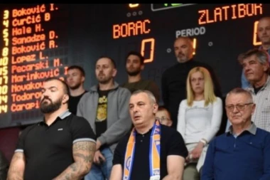 POJAVIO SE: Nikola Peković u centru pažnje!