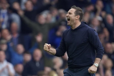 LAMPARD SRUŠIO ČELSI: Everton uhvatio poslednji voz za opstanak! (VIDEO)