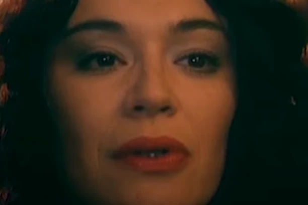 MAJA SABLJIĆ JE BILA LUDA ZA NJIM: Tajna AFERA lepe glumice je bio NAJPOZNATIJI MUZIČAR, da mu je rekla "DA" bili bi najmoćniji PAR! (FOTO)