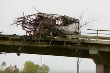 23 GODINE OD BOMBARDOVANJA PUNOG PUTNIČKOG AUTOBUSA! 60 ljudi izgubilo život, među njima 15 dece!