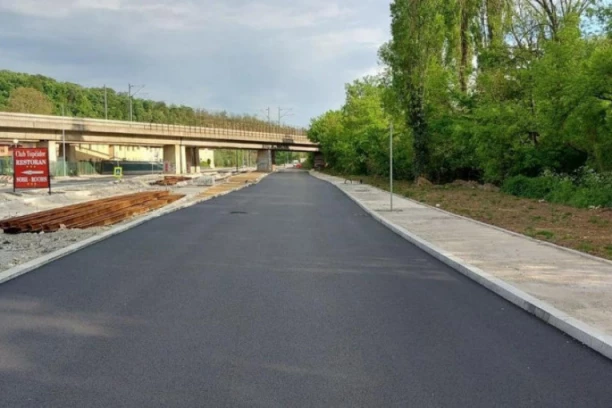 Završeno asfaltiranje druge kolovozne trake u Patrijarha Pavla (FOTO)