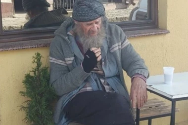 Najveći ZAVODNIK postao BESKUĆNIK, JEZIVA fotografija brzinom svetlosti obišla internet! Javnost ŠOKIRANA! (FOTO)