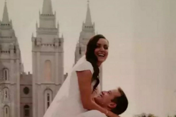 ŠTA VIDITE NA OVOJ FOTOGRAFIJI? Snimak koji je zaludeo svet, nikome nije jasno šta se dešava!