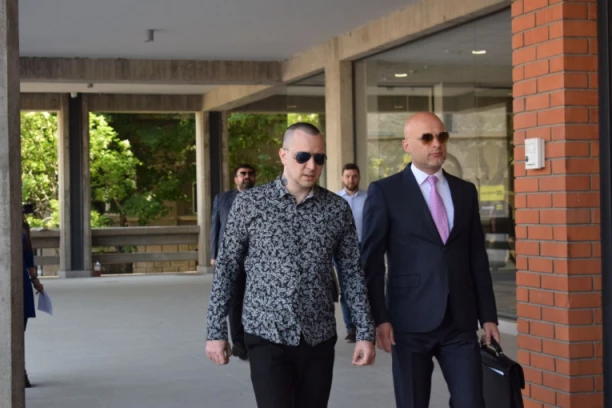 VELIKO FINALE SLUČAJA ČIJI EPILOG SRBIJA ČEKA GODINAMA: Izvodi se poslednji dokaz pre presude, ZORAN MARJANOVIĆ STIGAO U PALATU PRAVDE!