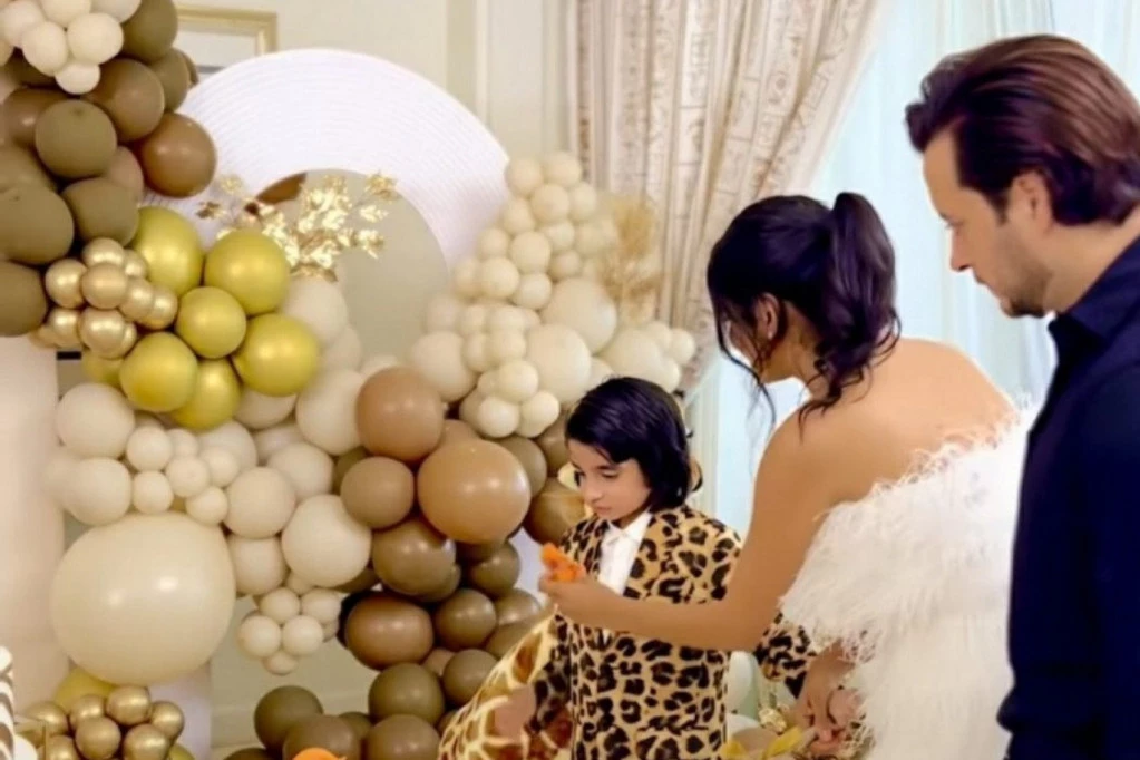 MAMA SE POHVALILA LUKSUZNOM ZABAVOM ZA SINA, ALI OVO NIJE OČEKIVALA! Prizor je ustvari pretužan!