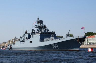 POTOPLJEN JOŠ JEDAN RUSKI BROD: Plovilo iz redova Crnomorske flote na dnu mora? Isto oružje od kog je stradala "Moskva"