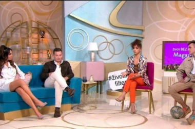 Našu pevačicu NAPUSTIO OTAC, razlog nikad nije saznala: Otkrila POTRESNE DETALJE porodične TRAGEDIJE, pa priznala da li joj sada NEDOSTAJE! (FOTO)