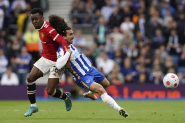 BRUKA I SRAMOTA! Junajted pao na najniže grane, Brajton ih kao krpu otresao o pod! (VIDEO)