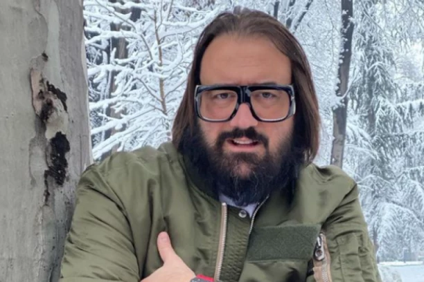 VIDOJE RISTOVIĆ IMAO KOLEKCIJU SATOVA OD 4 MILIONA DOLARA? Hvalio se na mrežama, a neki tvrde da su FEJK!