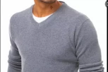 Evo čemu služi V-izrez na majici ili džemperu! Nije ukras, ima OZBILJNU FUNKCIJU!