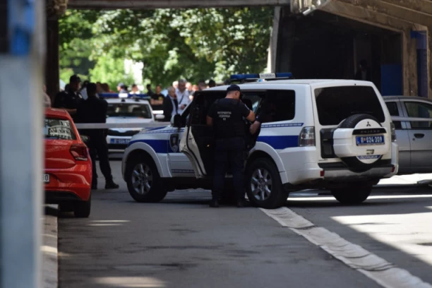 PRVE SNIMCI S MESTA ZLOČINA: Luka ubijen u teretani na Banjici, iza sebe ostavio dete (FOTO, VIDEO)