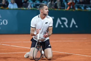 Đere poražen u četvrtfinalu: Rus zaustavio Lasla u Baštadu!