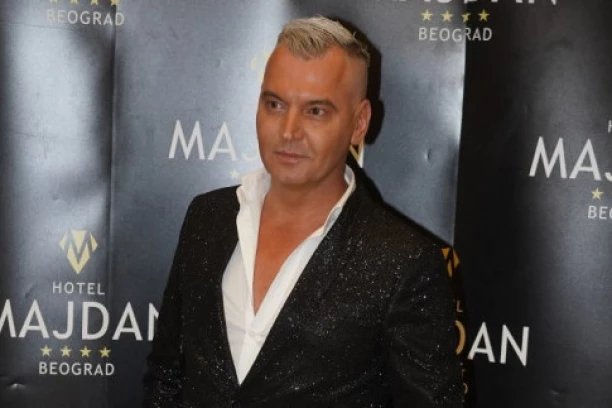 MILAN MILOŠEVIĆ ZAVRŠIO U BOLNICI: Voditelju "Zadruge" sledi hitna intervencija, strahuje da ne završi kao njegov POKOJNI OTAC!