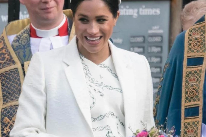 MEGAN MARKL IZAZVALA POMAMU, Britanci besni: Dok svi tuguju, ona je ovo uradila!